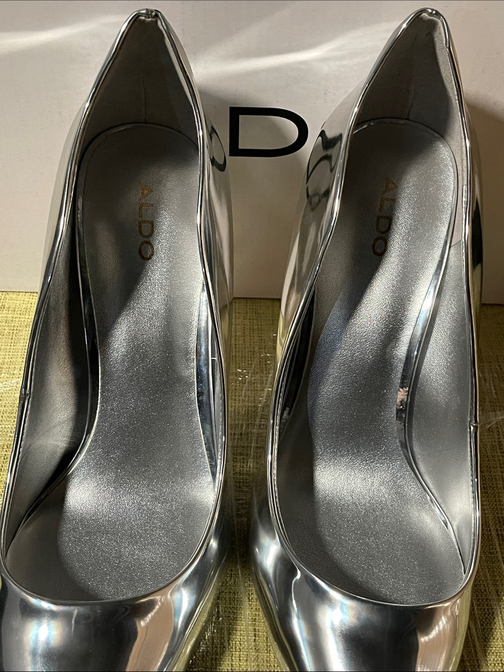 Aldo Metallic Silver Pointed Toe Stiletto Pumps - Picture 4 of 11